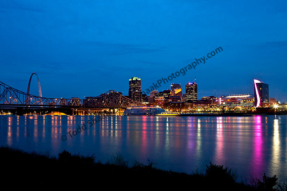 St. Louis Skyline with the Admiral