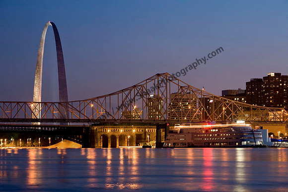 St. Louis Skyline with the Admiral