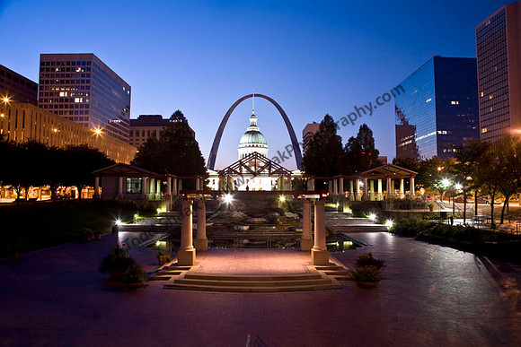 Kiener Plaza and the May Amphitheater