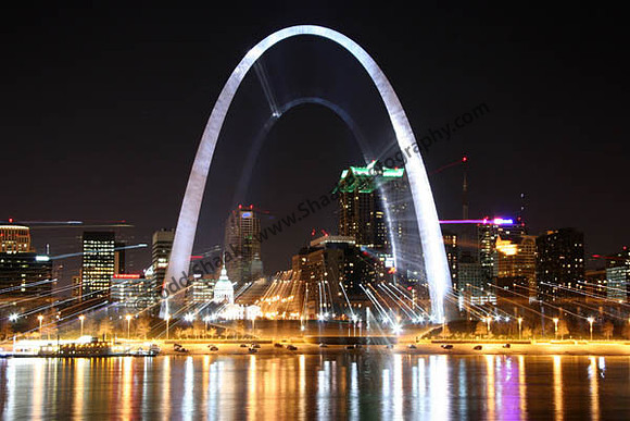 A "Twist" of St. Louis Skyline