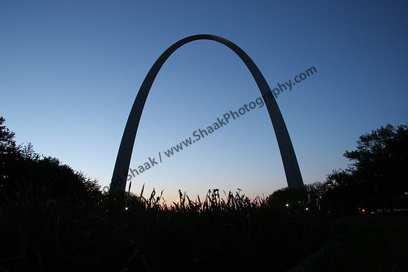 St. Louis Arch early in the morning